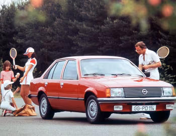 Opel Rekord 4-door Sedan (E1) '1977–82