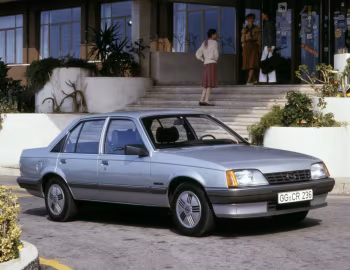Opel Rekord Berlina [Worldwide] (E2) '10.1982–08.1984