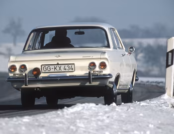 Opel Rekord 2-door Sedan (B) '1965–66