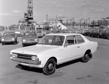 Opel Rekord 1900 S 2-door Sedan (C) '1966–71