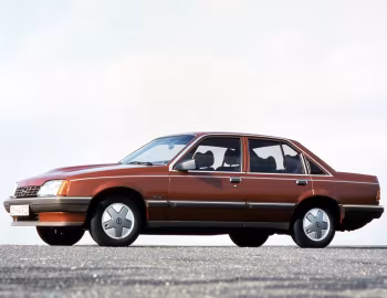Opel Rekord 2.3 TD GLS [Worldwide] (E2) '1985–06.1986
