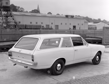 Opel Rekord 1900 S 2-door Caravan '1966–71