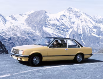 Opel Rekord 2-door Sedan (E1) '1977–82