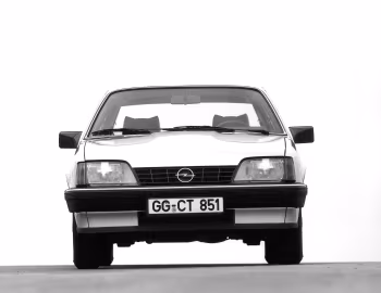 Opel Rekord Diesel Berlina [Worldwide] (E2) '10.1982–85