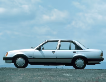 Opel Rekord GLS [Worldwide] (E2) '09.1984–06.1986
