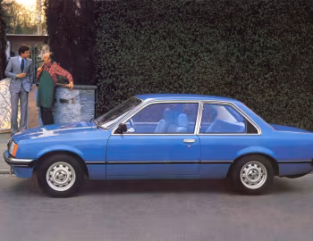 Opel Rekord 2-door Sedan (E1) '1977–82