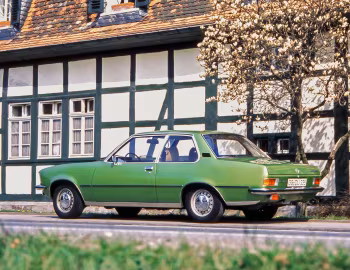 Opel Rekord 2000 Automatic 2-door Sedan (D) '1975–77