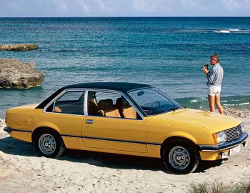 Opel Rekord 2-door Sedan (E1) '1977–82