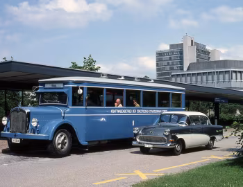 Saurer 4BLPO SWS, Opel Rekord 2-door Sedan