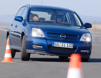 Opel Signum '2003–05