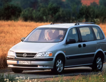 Opel Sintra 2.2 GLS '1996–99