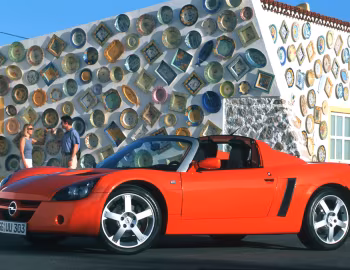 Opel Speedster '09.2000–03