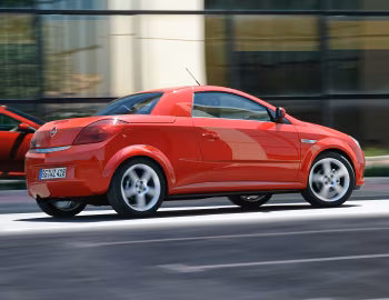 Opel Tigra TwinTop 1.4 AT '2004–09