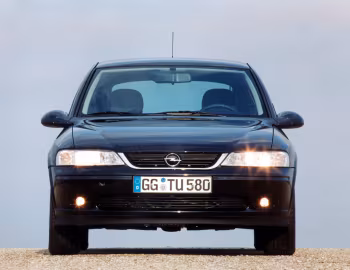 Opel Vectra "Edition 100" Hatchback (B) '12.1998–01.2000