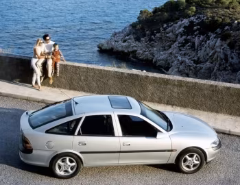 Opel Vectra CD Hatchback (B) '10.1995–11.1998