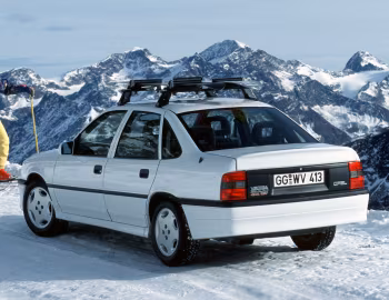 Opel Vectra 2000 4×4 (A) '09.1989–06.1992