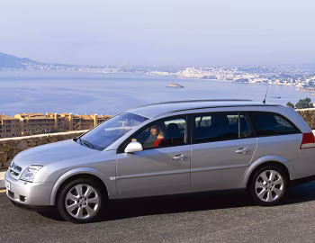 Opel Vectra Caravan (C) '2003–05