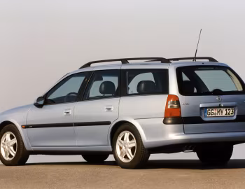 Opel Vectra 2.5 V6 CD Caravan (B) '11.1996–11.1998