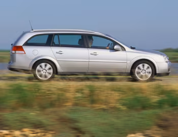 Opel Vectra Caravan (C) '2003–05