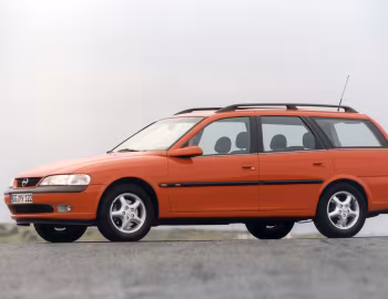 Opel Vectra 2.0 16V CD Caravan (B) '11.1996–11.1998