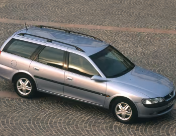 Opel Vectra 2.5 V6 CD Caravan (B) '11.1996–11.1998