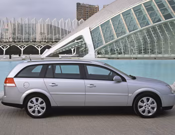 Opel Vectra Caravan (C) '2003–05