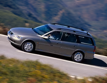 Opel Vectra Caravan (B) '1999–2002