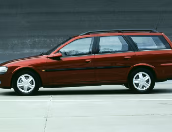 Opel Vectra 2.0 16V Caravan (B) '11.1996–11.1998