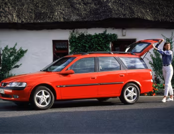 Opel Vectra 2.0 16V CD Caravan (B) '11.1996–11.1998