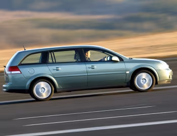 Opel Vectra 3.0 V6 CDTI Caravan (C) '2003–05