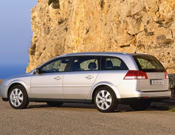 Opel Vectra Caravan (C) '2003–05