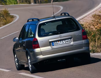 Opel Vectra Caravan (B) '1999–2002