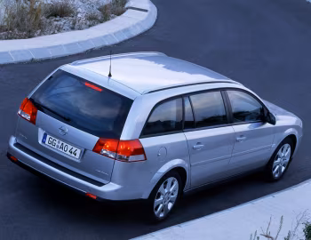 Opel Vectra Caravan (C) '2003–05