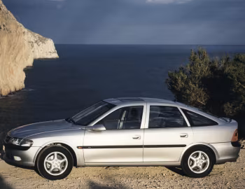 Opel Vectra CD Hatchback (B) '10.1995–11.1998