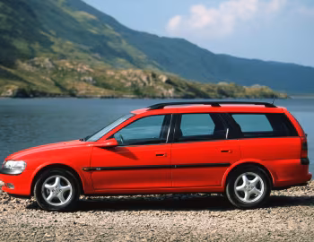 Opel Vectra 2.0 16V CD Caravan (B) '11.1996–11.1998