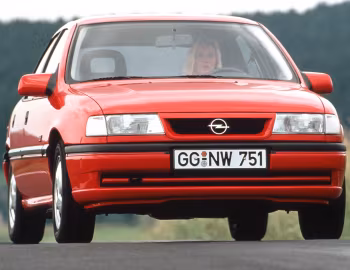 Opel Vectra GT Hatchback (A) '09.1992–02.1994