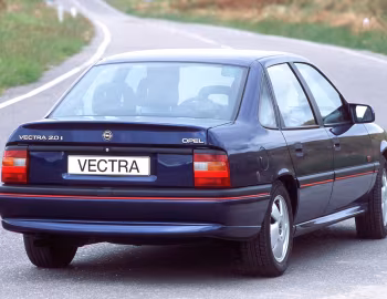 Opel Vectra GT Sedan (A) '1992–94