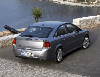 Opel Vectra GTS (C) '2005–08