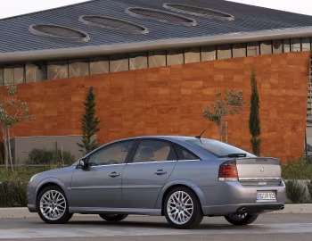 Opel Vectra GTS (C) '2005–08