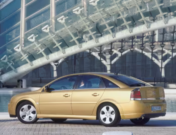 Opel Vectra GTS (C) '2002–05
