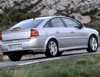 Opel Vectra GTS (C) '2002–05