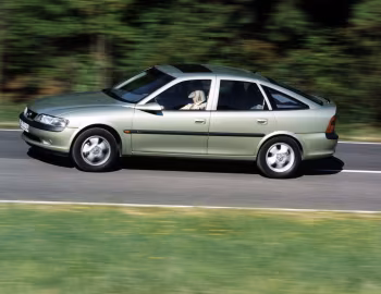 Opel Vectra CD Hatchback (B) '10.1995–11.1998