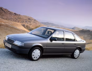 Opel Vectra GL Hatchback (A) '1989–92