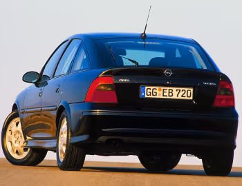 Opel Vectra Hatchback (B) '1999–2002