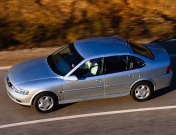 Opel Vectra Sedan (B) '1999–2002