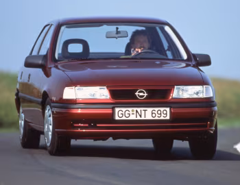 Opel Vectra 1.8i GL Sedan (A) '1992–95