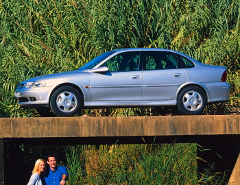 Opel Vectra Sedan (B) '1999–2002