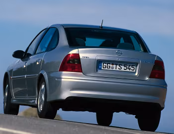 Opel Vectra Sedan (B) '1999–2002