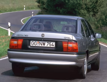 Opel Vectra V6 Sedan (A) '1993–95