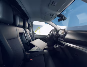 Interior Opel Vivaro Cargo Electric L2 [Worldwide] '2024–pr.